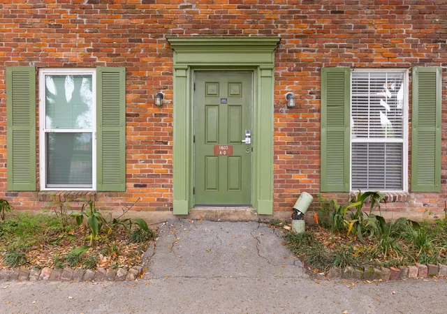 2nd image of 11603 Chimney Rock Rd, Houston, TX 77035