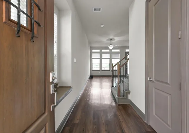 Photo 3 of Townhouse for sale at 38 Aventura Pl, Spring, TX 77389 | MLS# 98237579 | Listing updated on 2026-08-20