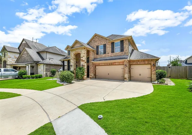 2nd image of 609 Eagle Hollow Ln, League City, TX 77573 | MLS# 3728319