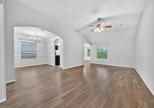 Photo 3 of Single family home for sale at 12370 Lake Conroe Hills Dr, Willis, TX 77318 | MLS# 74329947 | Listing updated on 2026-08-17
