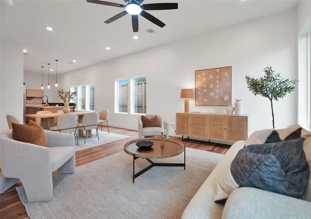 Photo 2 of Sale Pending at 315 Palmer St, Houston, TX 77003 | MLS# 68998747 | Listing updated on 2026-09-02