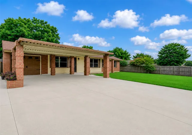 1st image of 4123 Friar Point Rd, Houston, TX 77047 | MLS# 60143602