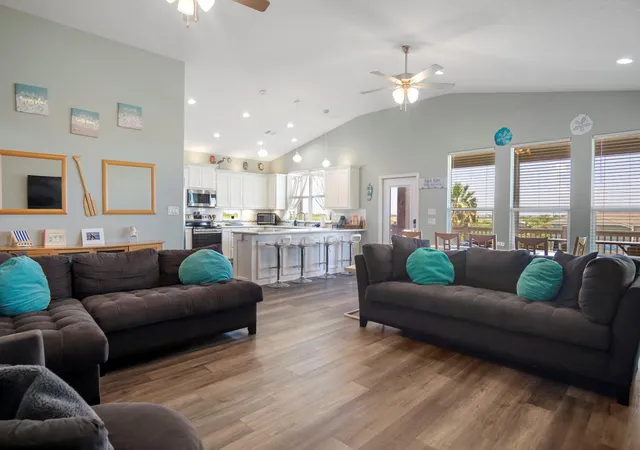 Photo 3 of Single family home for sale at 933 Magnolia Ln, Port Bolivar, TX 77650 | MLS# 77939202 | Listing updated on 2026-09-12