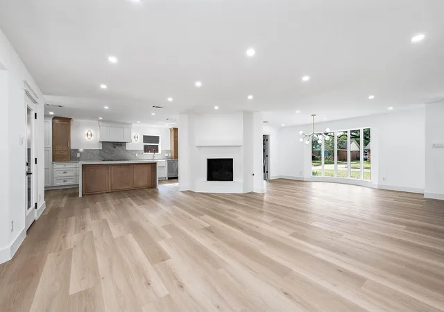 Photo 1 of Single family home for sale at 5507 Valkeith Dr, Houston, TX 77096 | MLS# 33162492 | Listing updated on 2026-09-19