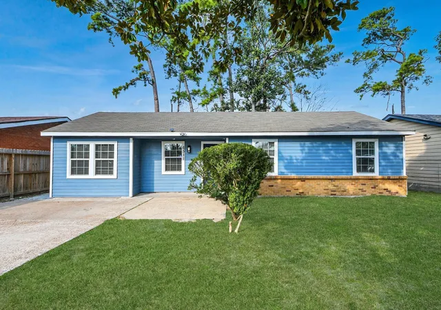 Photo 4 of Sale Pending at 6511 Mohawk St, Houston, TX 77016 | MLS# 72135717 | Listing updated on 2026-09-17