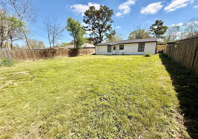 13th image of 7922 Jutland Road Road, Houston, TX 77033 | MLS# 60321949