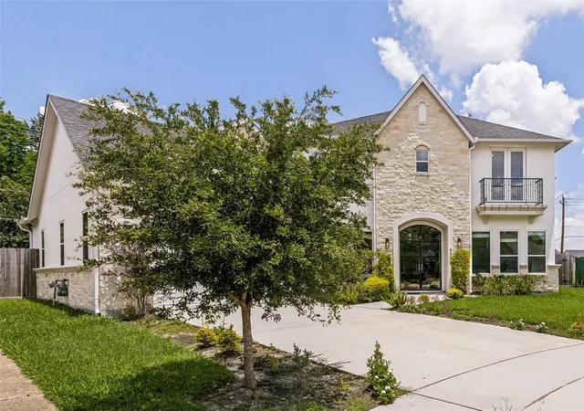 3rd image of 8002 N Circle Dr, Houston, TX 77071 | MLS# 88006352