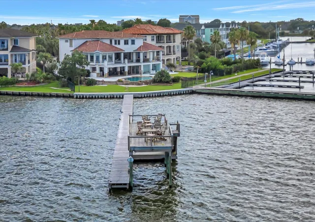 Homes for sale in Kemah, TX | 2240 Marina Wy, Kemah, TX 77565 | MLS# 64316310