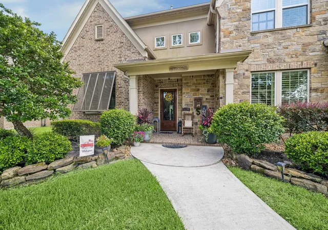 Photo 3 of Single family home for sale at 18515 Duke Lake Dr, Spring, TX 77388 | MLS# 46370363 | Listing updated on 2026-09-22