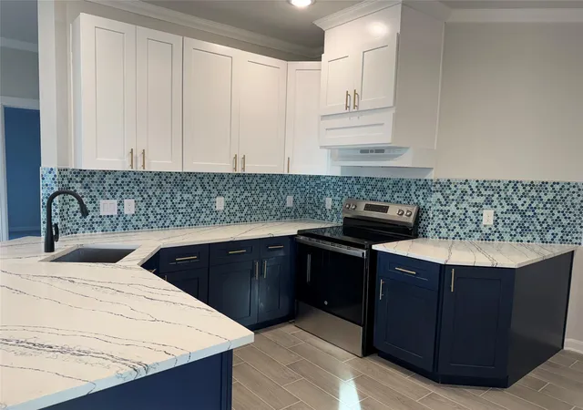 Photo 3 of Single family home for sale at 6723 Windhaven Rd, Liverpool, TX 77577 | MLS# 7502756 | Listing updated on 2026-10-09