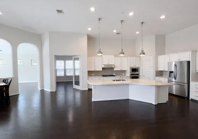 Photo 2 of Single family home for sale at 10407 Roseate Skimmer, Conroe, TX 77385 | MLS# 11184416 | Listing updated on 2026-08-18