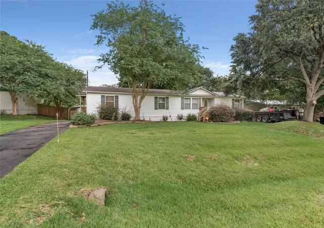 3rd image of 16310 Oaklane Trl, Magnolia, TX 77355 | MLS# 30677736
