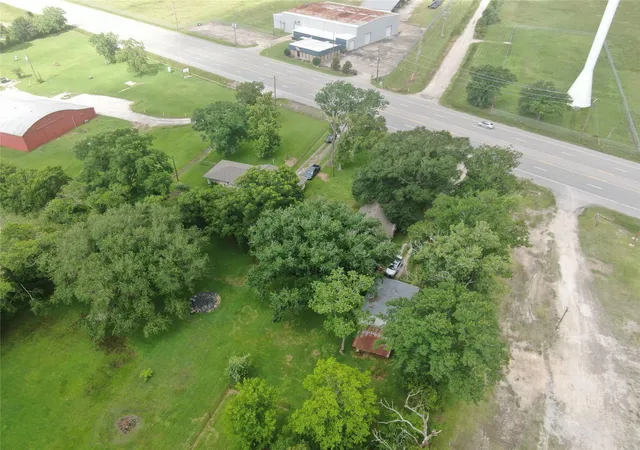 Photo 4 of Single family home for sale at 6131 Highway 146, Dayton, TX 77535 | MLS# 88821948 | Listing updated on 2026-08-20