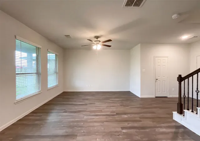 Photo 3 of Single family home for sale at 404 Camino Bay Dr, Katy, TX 77493 | MLS# 92425609 | Listing updated on 2026-08-27