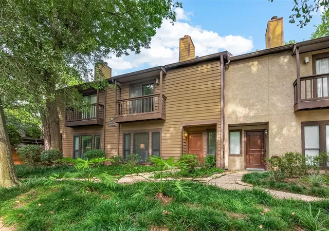 Photo 2 of Condo for sale at 11711 Memorial Dr #239, Houston, TX 77024 | MLS# 13794633 | Listing updated on 2026-08-02