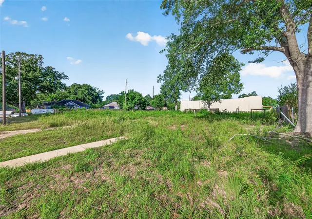 Photo 1 of Land for sale at 915 Purdy St, Brookshire, TX 77423 | MLS# 65976217 | Listing updated on 2026-08-17