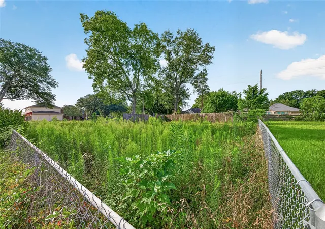 Photo 2 of Land for sale at 915 Purdy St, Brookshire, TX 77423 | MLS# 65976217 | Listing updated on 2026-08-17