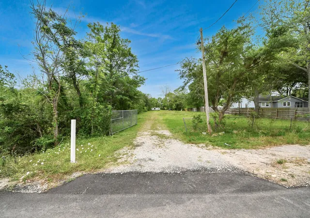 Photo 2 of Land for sale at 703 North Rd, Baytown, TX 77521 | MLS# 10390753 | Listing updated on 2026-06-02
