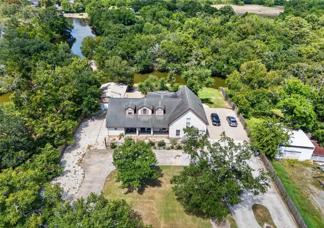 Photo 1 of Single family home for sale at 8618 Hwy 6, Hitchcock, TX 77563 | MLS# 80824370 | Listing updated on 2026-08-30