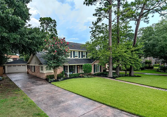 3rd image of 12314 Normont Dr, Houston, TX 77070 | MLS# 48100294