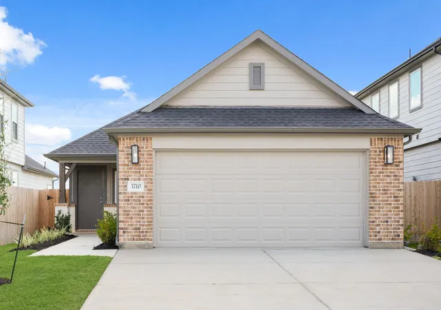 Photo 1 of Sale Pending at 18914 Baldcypress Basin Ln, Houston, TX 77084 | MLS# 68728178 | Listing updated on 2026-09-18