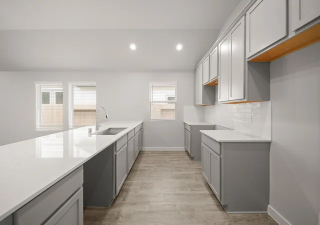 Photo 4 of Sale Pending at 18914 Baldcypress Basin Ln, Houston, TX 77084 | MLS# 68728178 | Listing updated on 2026-09-18