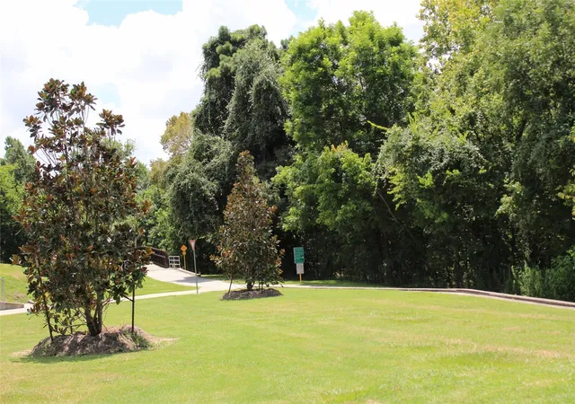 32nd image of 12219 Burgoyne Dr, Houston, TX 77077 | MLS# 6877104