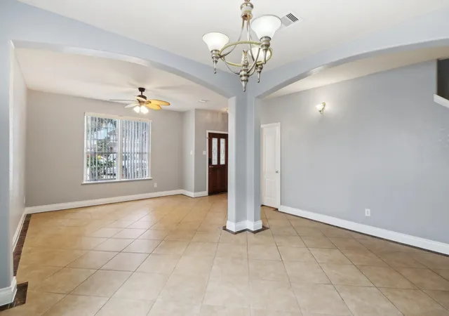 Photo 4 of Single family home for sale at 10038 Yolandita, Houston, TX 77075 | MLS# 78002576 | Listing updated on 2026-09-21