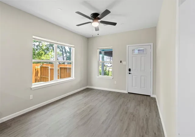 4th image of 8402 Bassett St, Houston, TX 77051 | MLS# 71604593