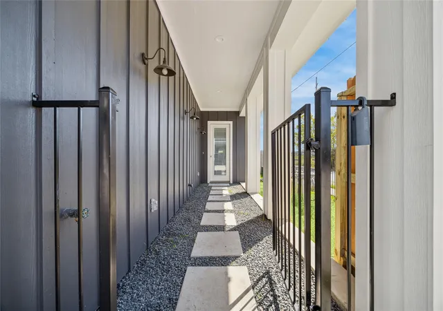 Photo 4 of Single family home for sale at 5221 Hillman St #A, Houston, TX 77023 | MLS# 49577821 | Listing updated on 2026-08-30