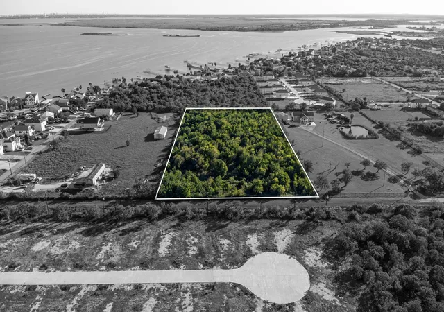 4th image of 0 Avenue L, Dickinson, TX 77539 | MLS# 38280844