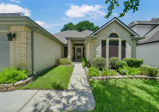 Photo 1 of Single family home for sale at 16710 Innisbrook Dr, Houston, TX 77095 | MLS# 17219924 | Listing updated on 2026-09-18