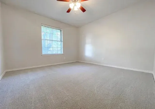 12th image of 1940 Shady Glen Ln, Dallas, TX 75232 | MLS# 67388295
