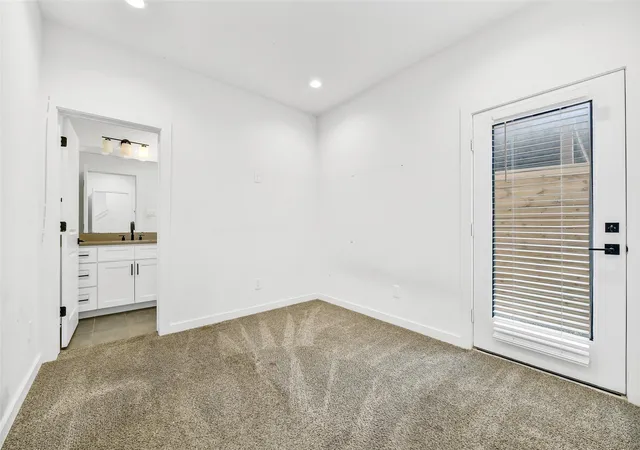 Photo 3 of Single family home for sale at 3403 Daphne St #C, Houston, TX 77021 | MLS# 59093978 | Listing updated on 2026-09-16