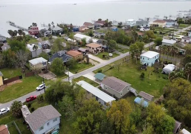 4th image of Tbd 7Th St, Dickinson, TX 77539 | MLS# 24278216