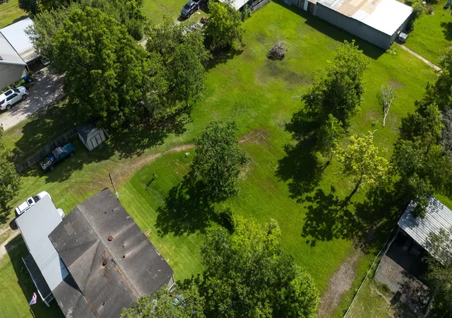 Photo 3 of Sale Pending at 17520 Janacek Rd, Crosby, TX 77532 | MLS# 14296755 | Listing updated on 2026-09-08