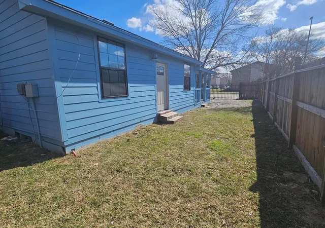 4th image of 9802 Lum Ln, Houston, TX 77078 | MLS# 18597387
