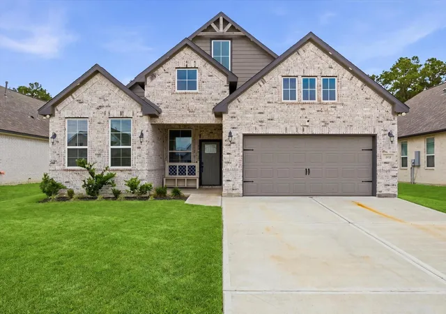 Homes for sale in Anahuac, TX | 409 Little Spring Ct, Anahuac, TX 77514 | MLS# 13899292