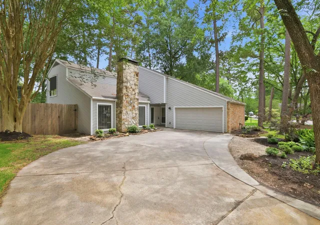 Homes for sale in Kingwood, TX | 2119 Woodstream Dr, Kingwood, TX 77339 | MLS# 26689279