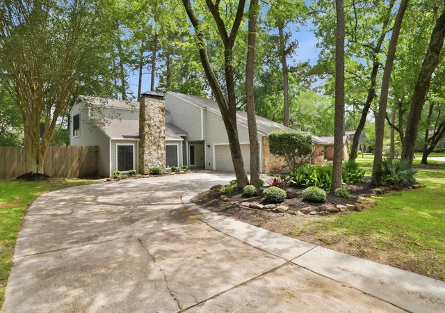 Homes for sale in Kingwood, TX | 2119 Woodstream Dr, Kingwood, TX 77339 | MLS# 26689279