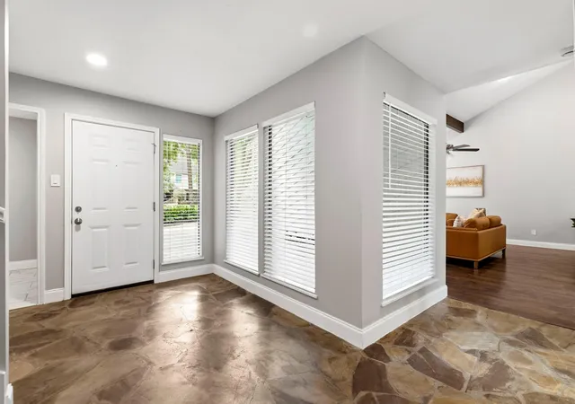 Photo 4 of Single family home for sale at 2119 Woodstream Dr, Kingwood, TX 77339 | MLS# 26689279 | Listing updated on 2026-09-18