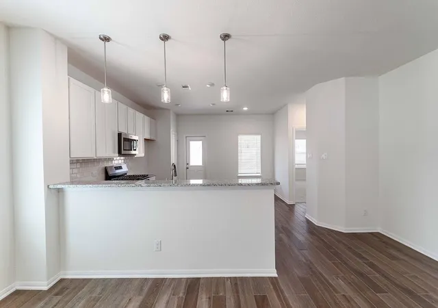 Photo 4 of Single family home for sale at 10656 Altitude Way, Conroe, TX 77303 | MLS# 46505723 | Listing updated on 2026-09-20