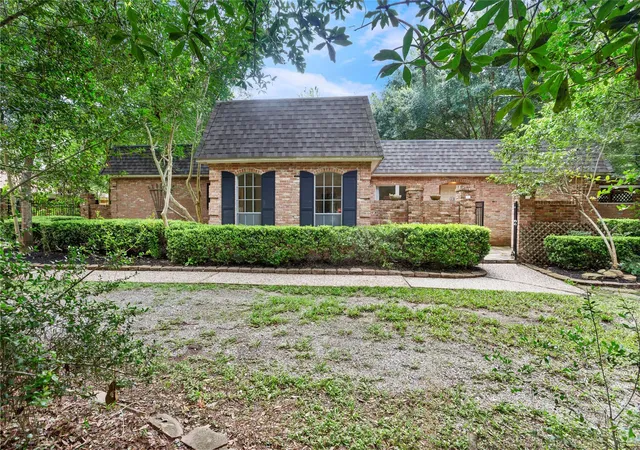 4th image of 1216 Oak Hollow Dr, Dickinson, TX 77539 | MLS# 12247443