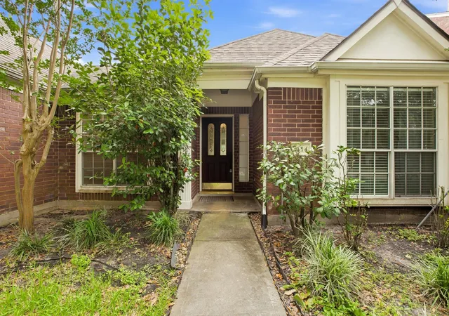 Photo 3 of Single family home for sale at 1314 Irish Mist Ct, Katy, TX 77450 | MLS# 32168053 | Listing updated on 2026-09-10