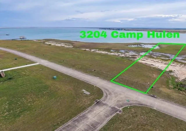 2nd image of 3204 Camp Hulen Dr, Palacios, TX 77465 | MLS# 26714377