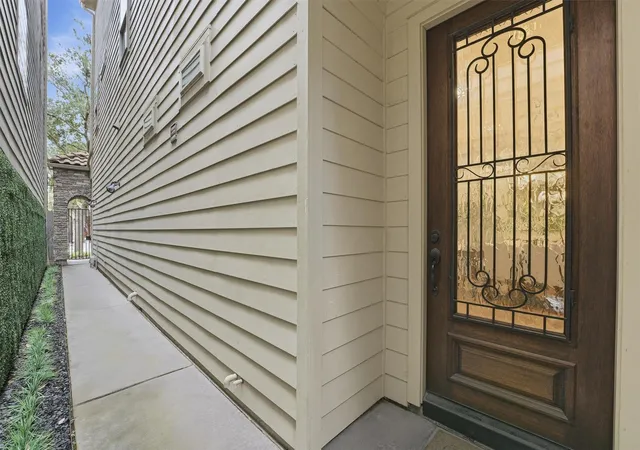 3rd image of 1217 Malone St, Houston, TX 77007 | MLS# 10604972