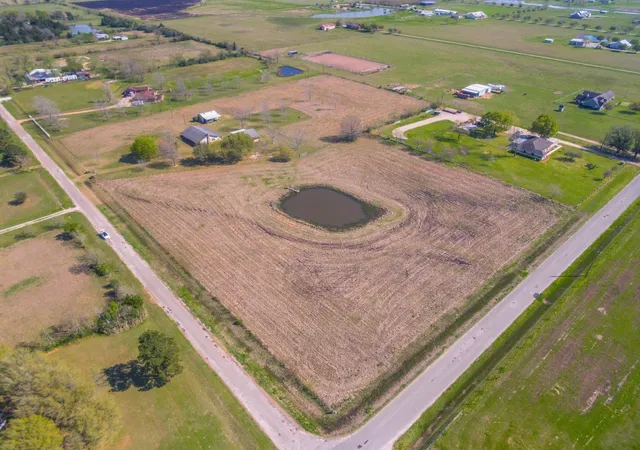 18th image of 18014 Domino Rd, Waller, TX 77484 | MLS# 97568393