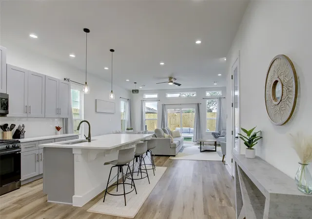 Photo 2 of Single family home for sale at 7119 Tierwester St, Houston, TX 77021 | MLS# 51468730 | Listing updated on 2026-08-25