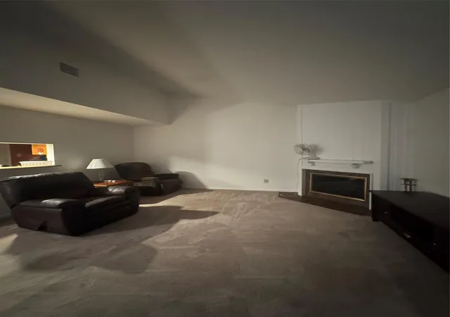 Photo 3 of Sale Pending at 10304 Bridgeland Ln, Houston, TX 77041 | MLS# 24127318 | Listing updated on 2026-08-31
