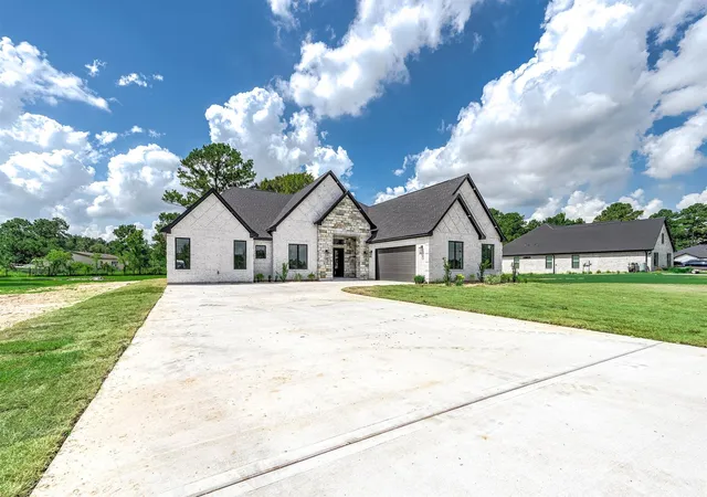 2nd image of 25 Private Road 6612, Dayton, TX 77535 | MLS# 32880335